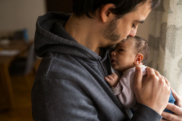 Loving hugs from dads can help babies feel secure