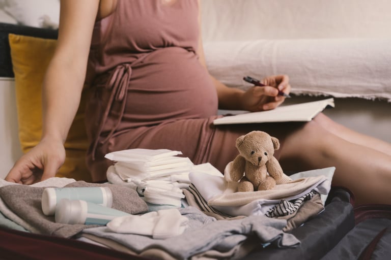 Newborn Essentials Checklist of Baby Must-Haves